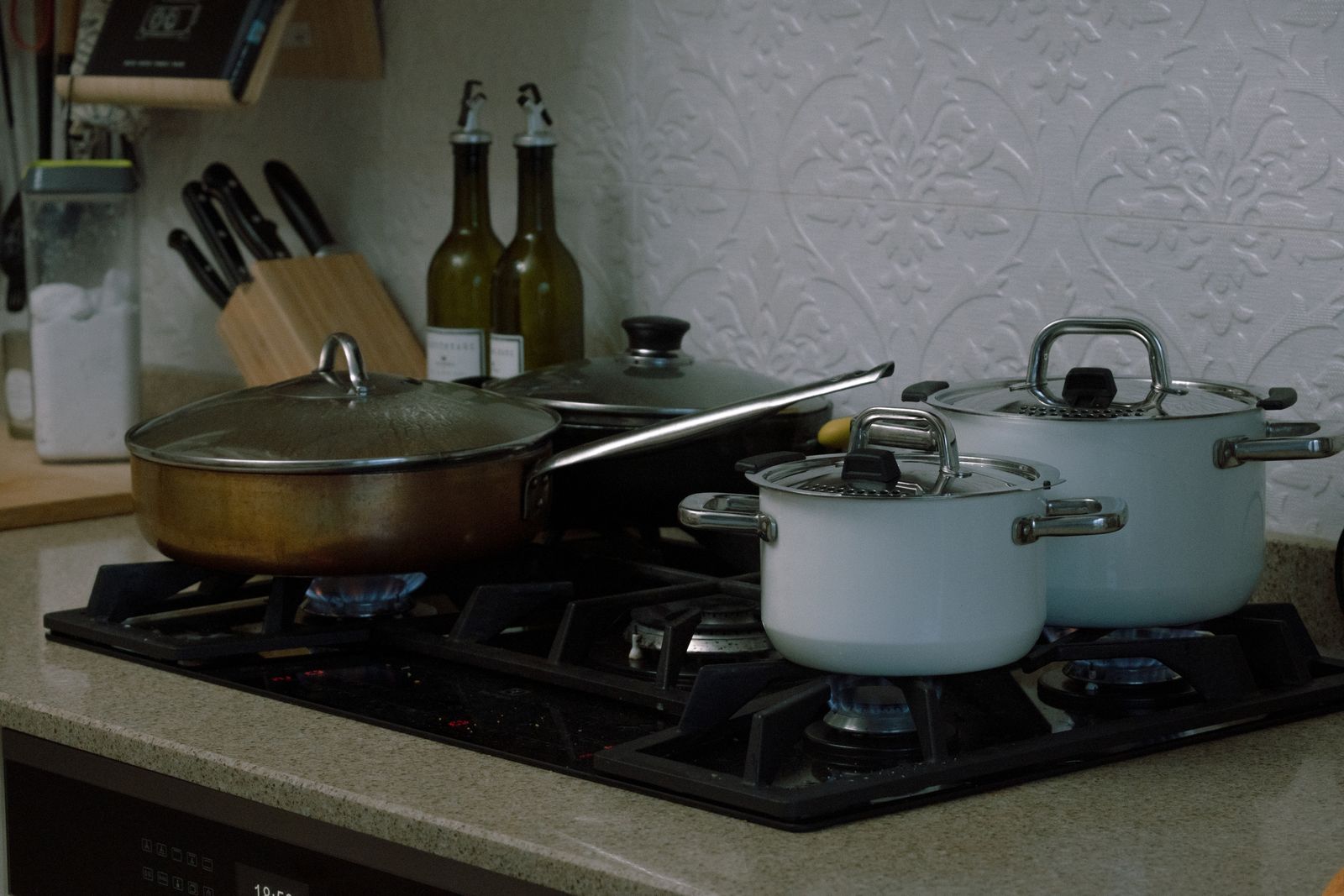 Premium cookware set